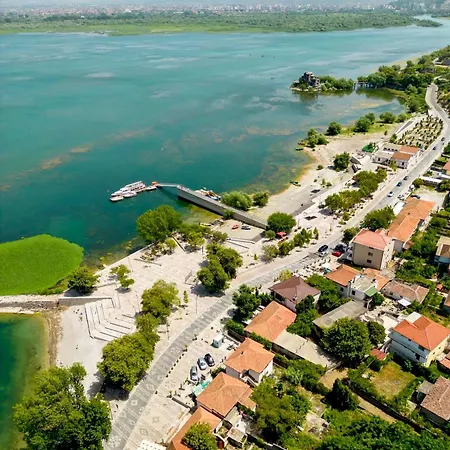 بيت ضيافة Three Brothers 3*