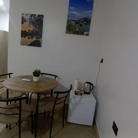 Three Brothers بيت ضيافة 3*