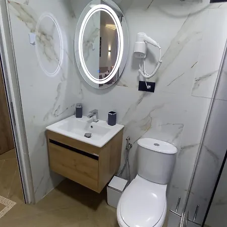 Three Brothers 3* Široka